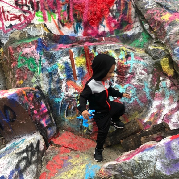 Nike 2 piece set - Picture 2 of 3